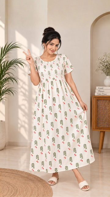 White blossom Smocking nighty
